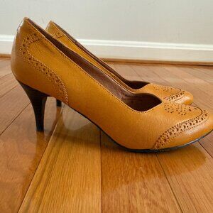 Anthropologie Vintage Miss Albright Kristen Heels - Size 6 (Never Worn!)